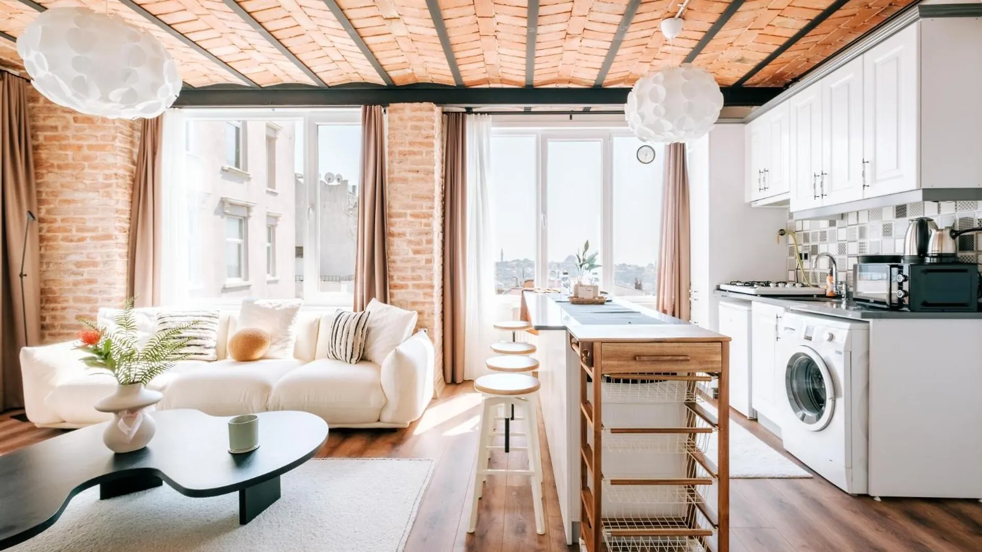 Flat W City View Near Galata Tower In Istiklal Ave 이스탄불 0*,  터키